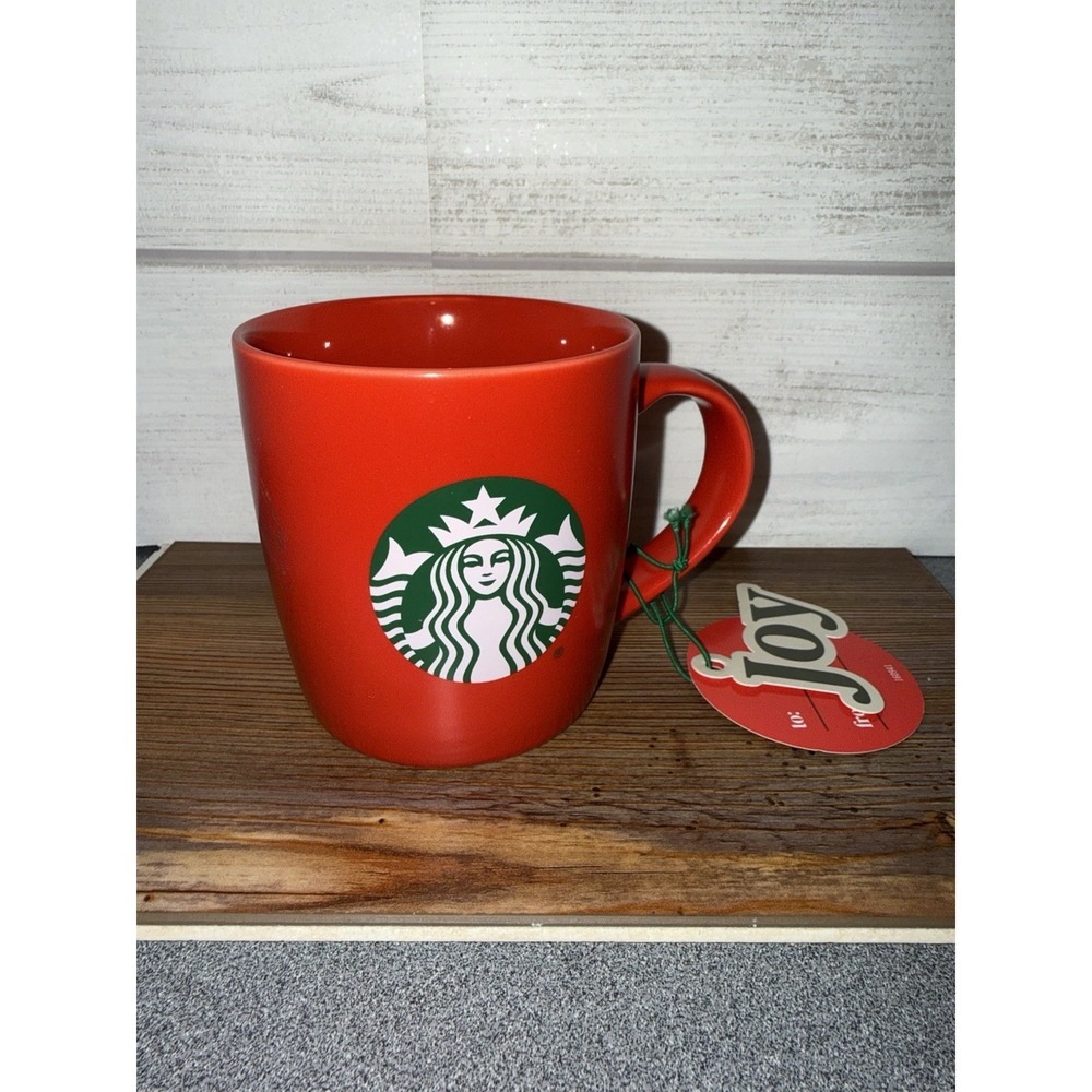 Starbucks 2020 All Red Classic 12oz Coffee Mug Tea Cup With Green Siren Logo.